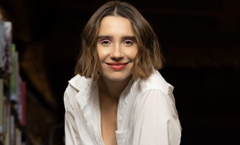 Amanda Montell On ‘The Age of Magical Overthinking’ and Her New Podcast, ‘Magical Overthinkers’ Amanda Montell On ‘The Age of Magical Overthinking’ and Her New Podcast, ‘Magical Overthinkers’